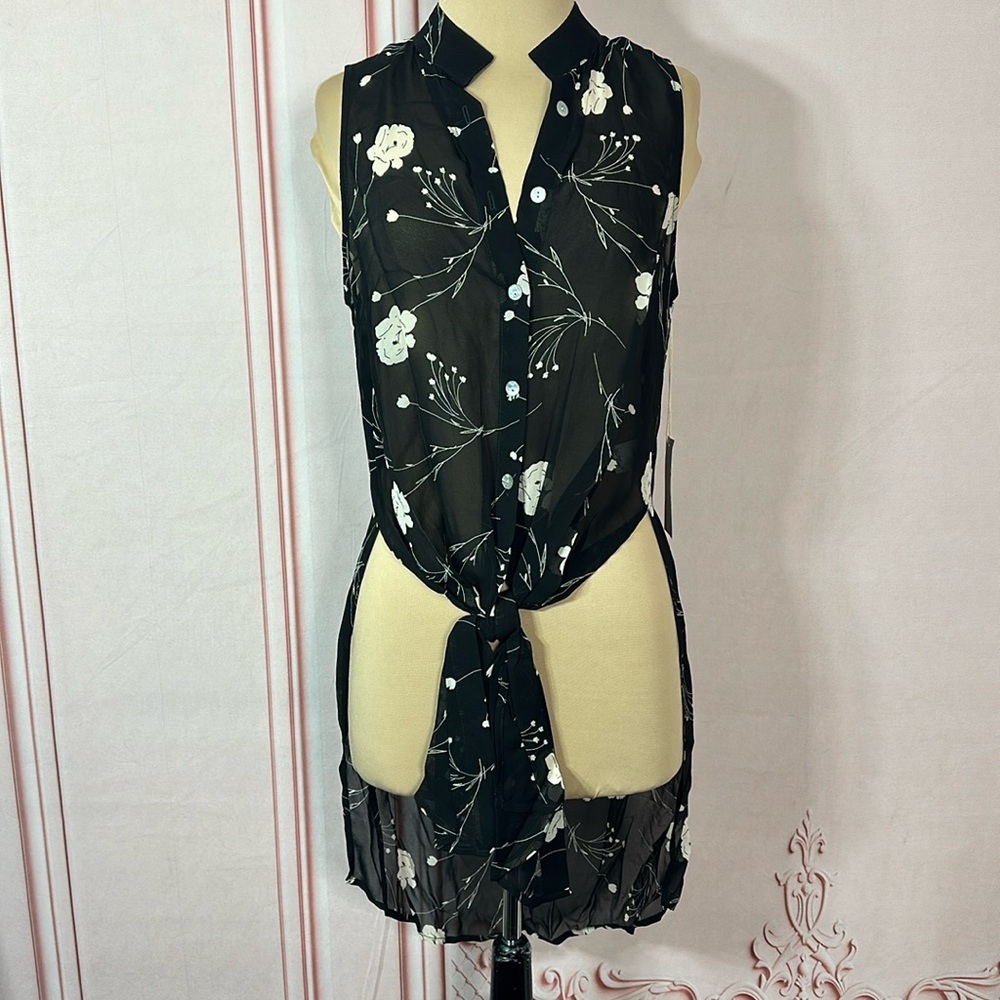 Fifteen Twenty Tie Front floral tunic